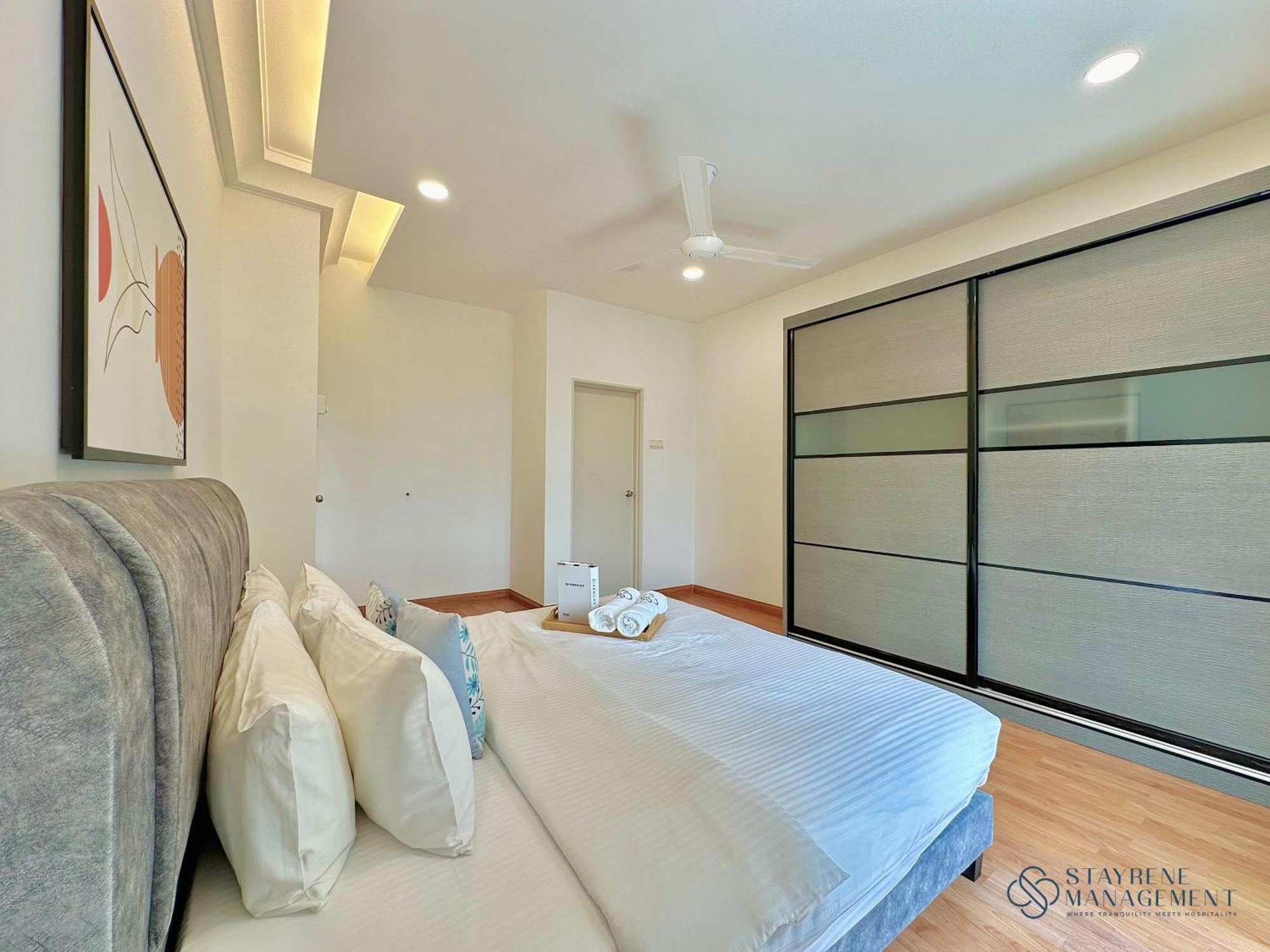 Apartment The Platino Near Paradigm Mall By Stayrene Johor Bahru