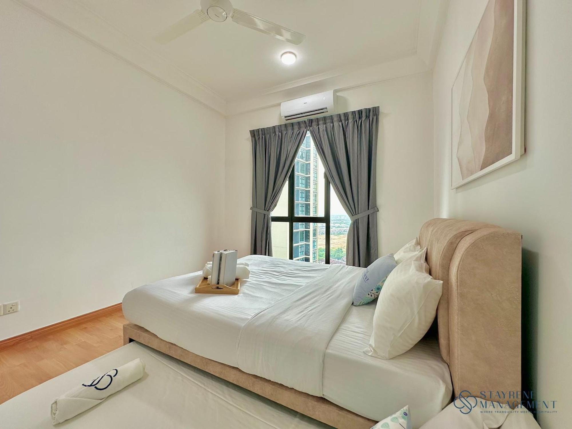 The Platino Near Paradigm Mall By Stayrene Apartment *