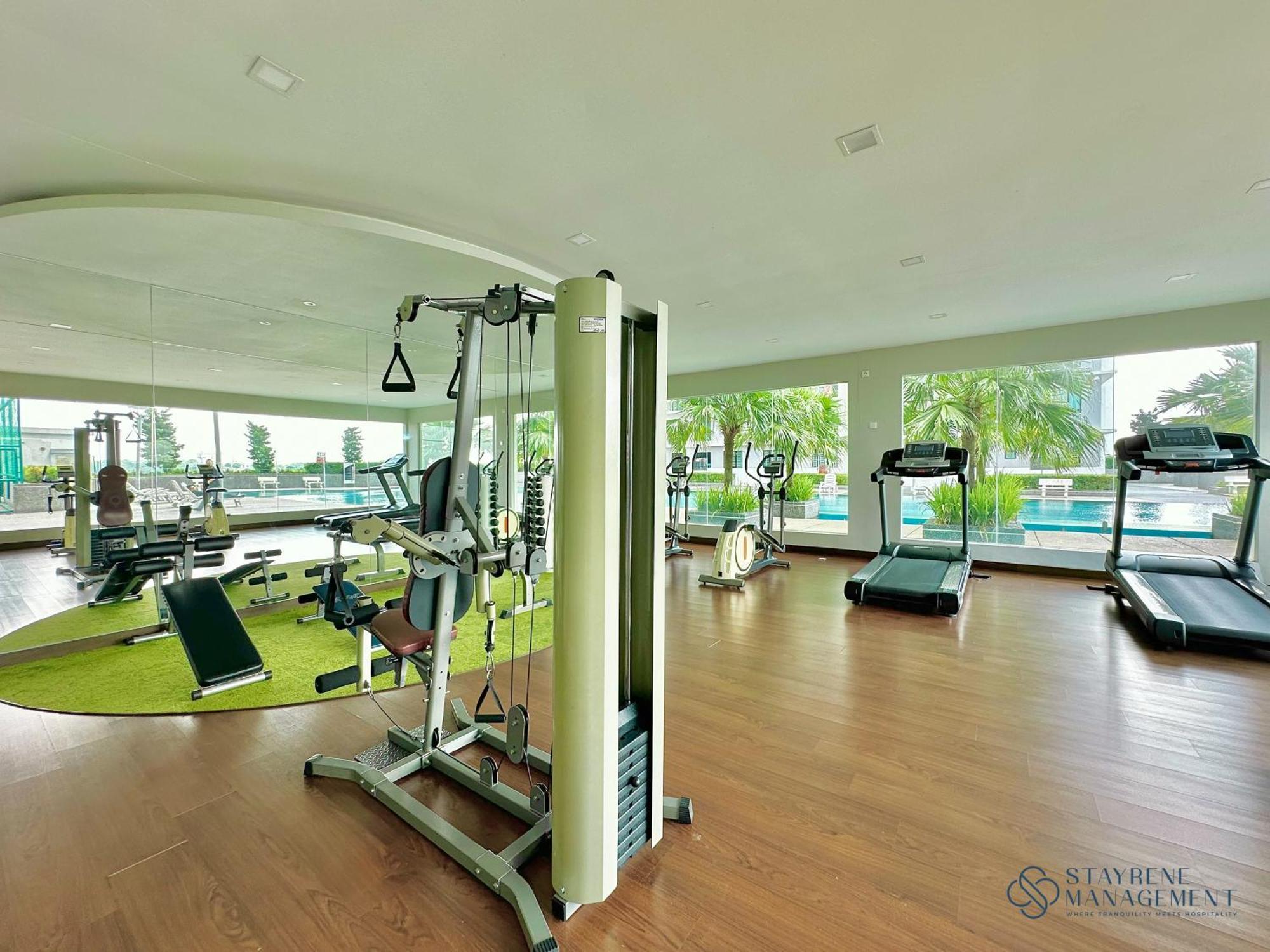 Apartment The Platino Near Paradigm Mall By Stayrene Johor Bahru