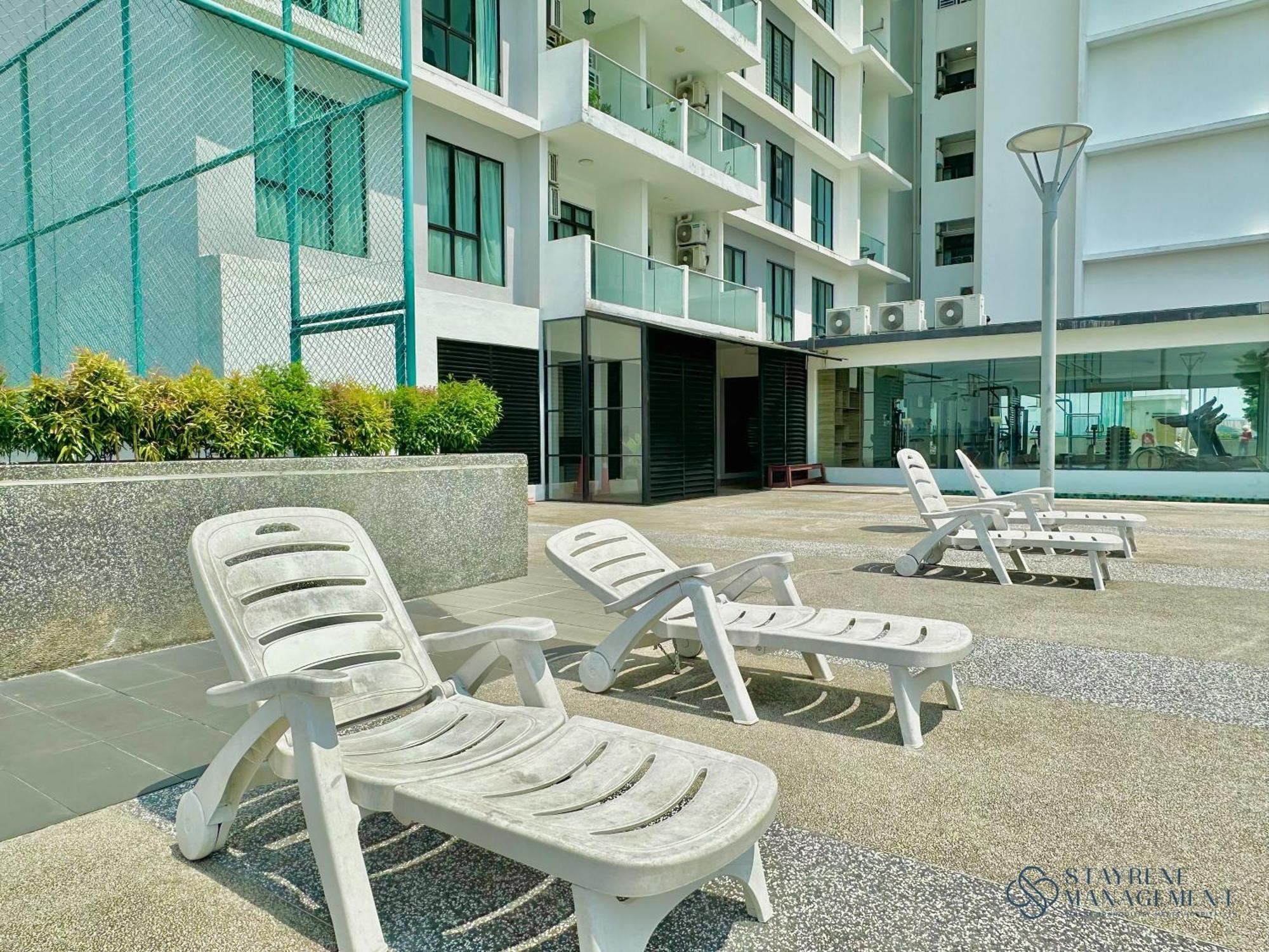 The Platino Near Paradigm Mall By Stayrene * Johor Bahru
